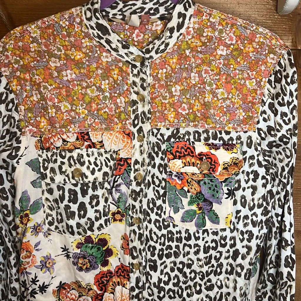Pilcro Anthropologie Leopard Floral Mix Media Button Oversize Shirt Slouchy Boho - Image 5