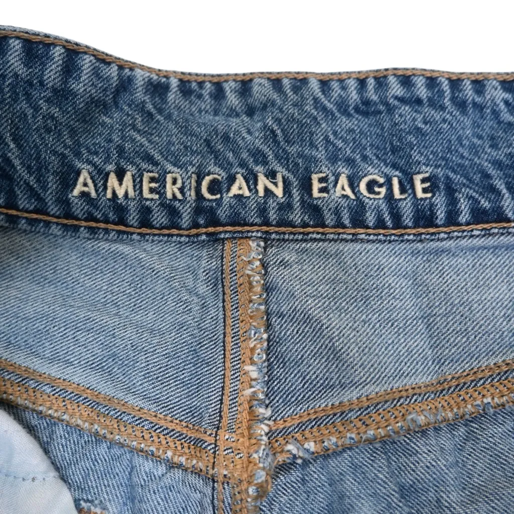 American Eagle Women's 10 Long Button Fly High Rise Loose Jean - Image 10