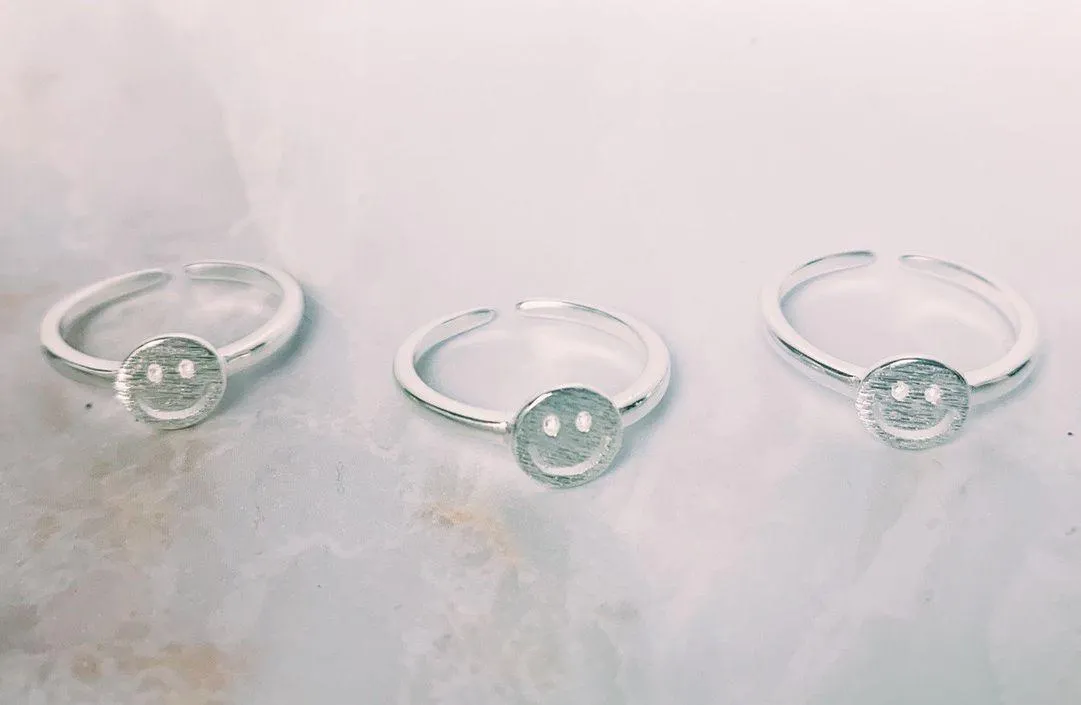 Simply Smile Ring - Image 4