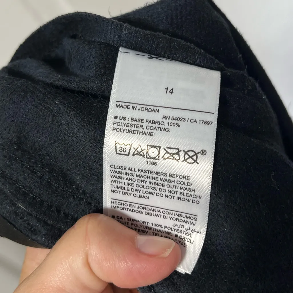 NWT Old Navy High Waisted Faux Leather Wide Leg Pants size 14 - Image 5