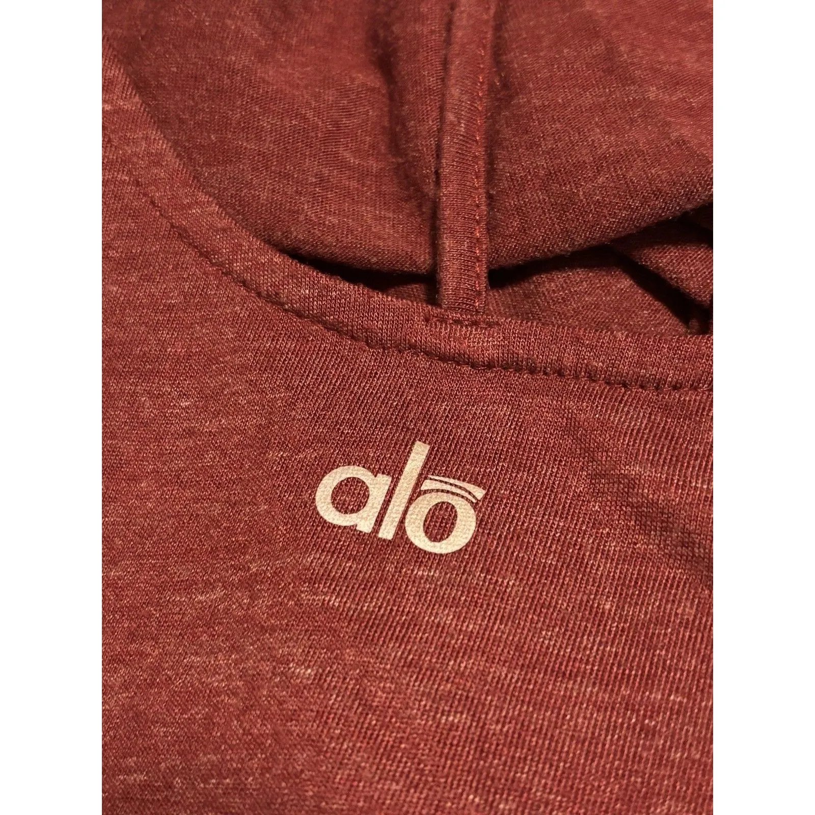 Alo Yoga Cutout Back Short Sleeve Tee Size M Maroon Activewear Athleisure Gym - Image 10