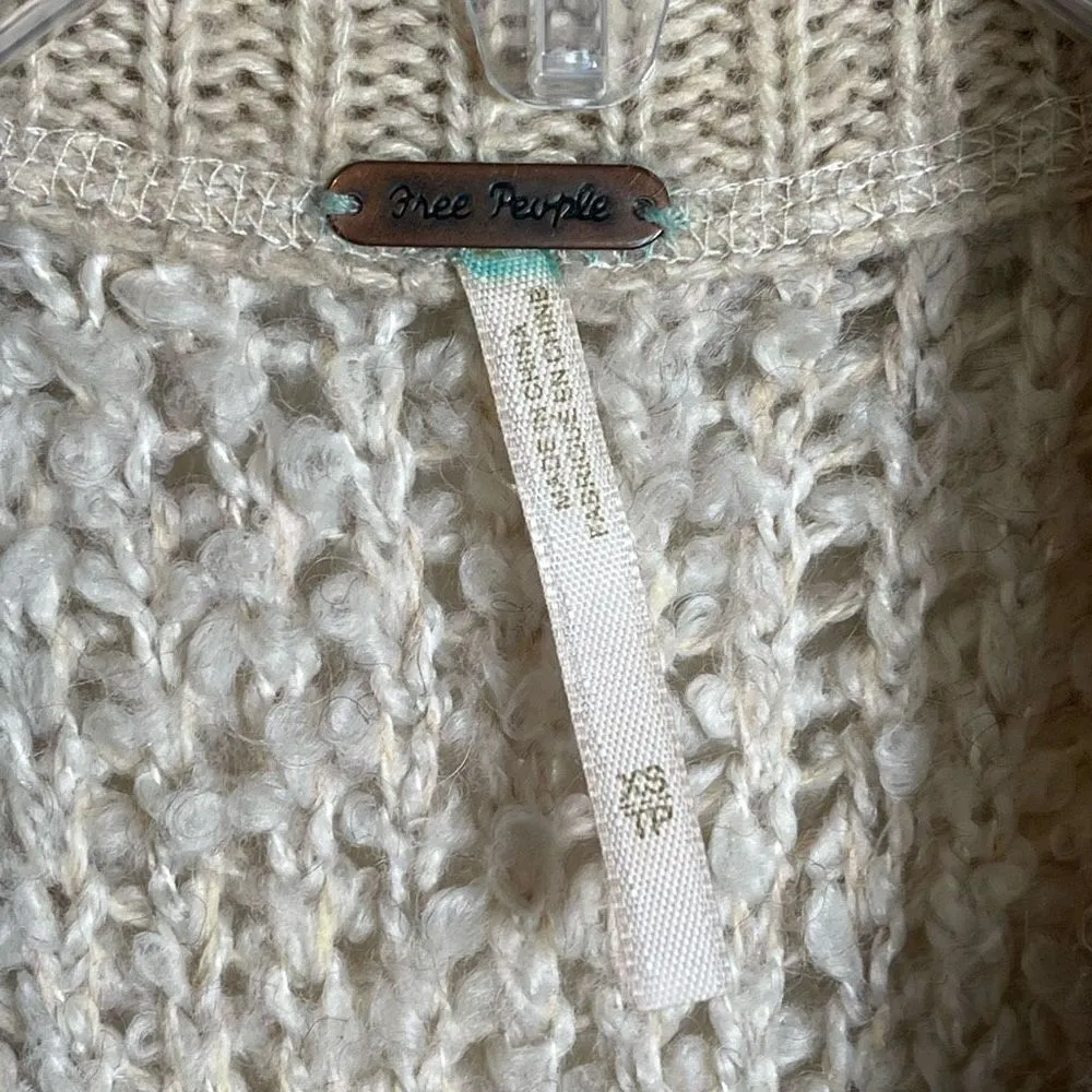 Free People Sz XS Oatmeal Boucle Jacket Fuzzy Cardigan Sweater - Image 6