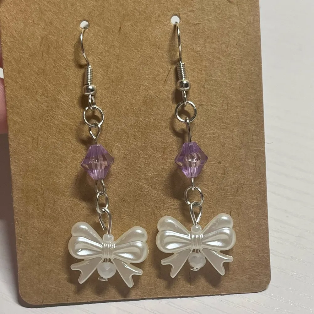 Purple & White Coquette Bow Earrings - Image 5