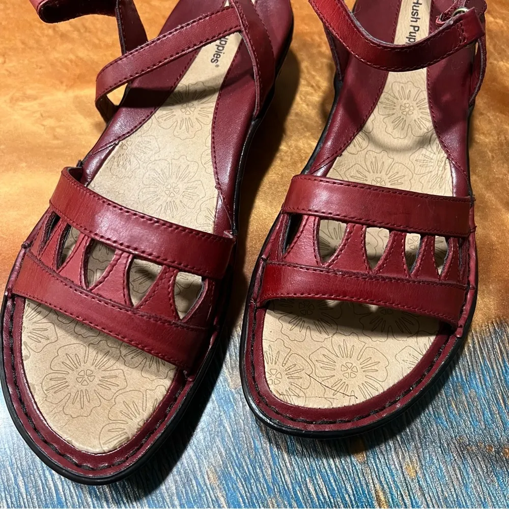 NWOT Hush Puppies Red Leather Comfort Sandals Cushioned Footbed size 7 - Image 3