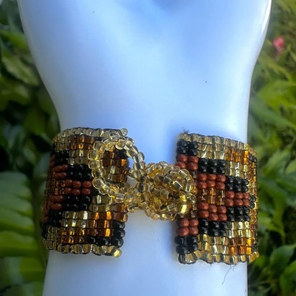 Brown yellow black beaded bracelet - Image 3
