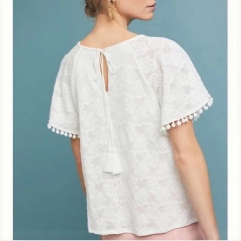 Anthropologie Eri + Ali Bianca lace pom pin tassel tie back  top white sz M - Image 3
