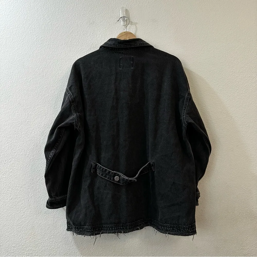 Zara Women's Long Sleeve Button Collared Raw Hem Denim Shacket Size XS Black - Image 5