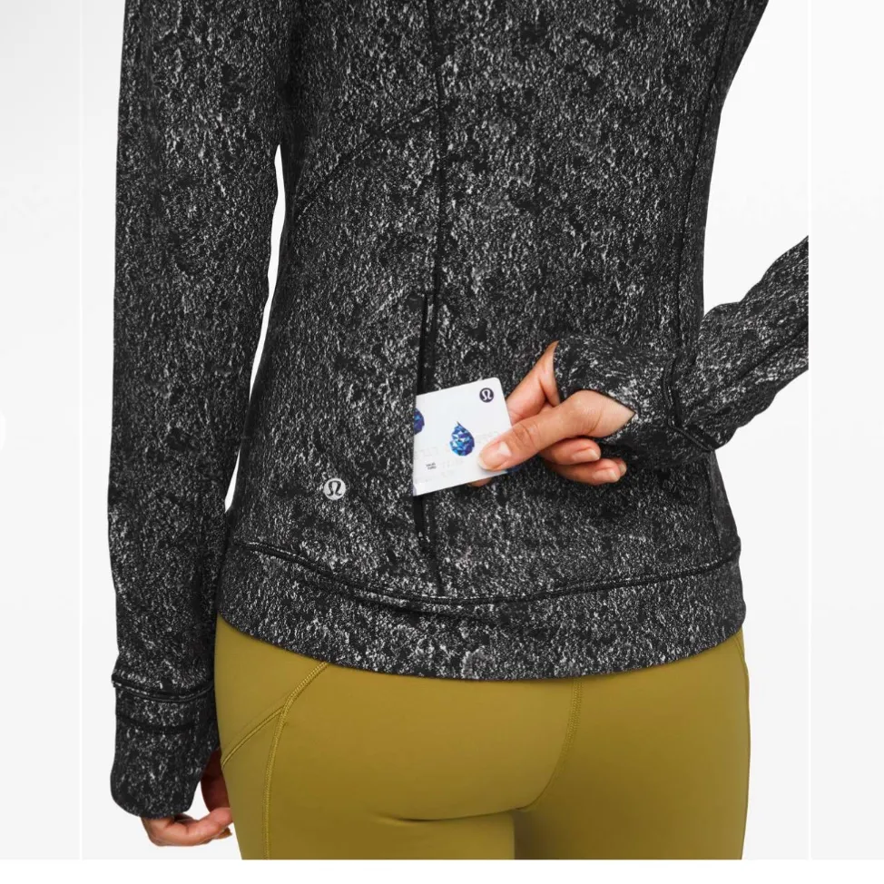 Lululemon Athletica Black and White Outrun the Elements 1/2 Zip Pullover - Image 7