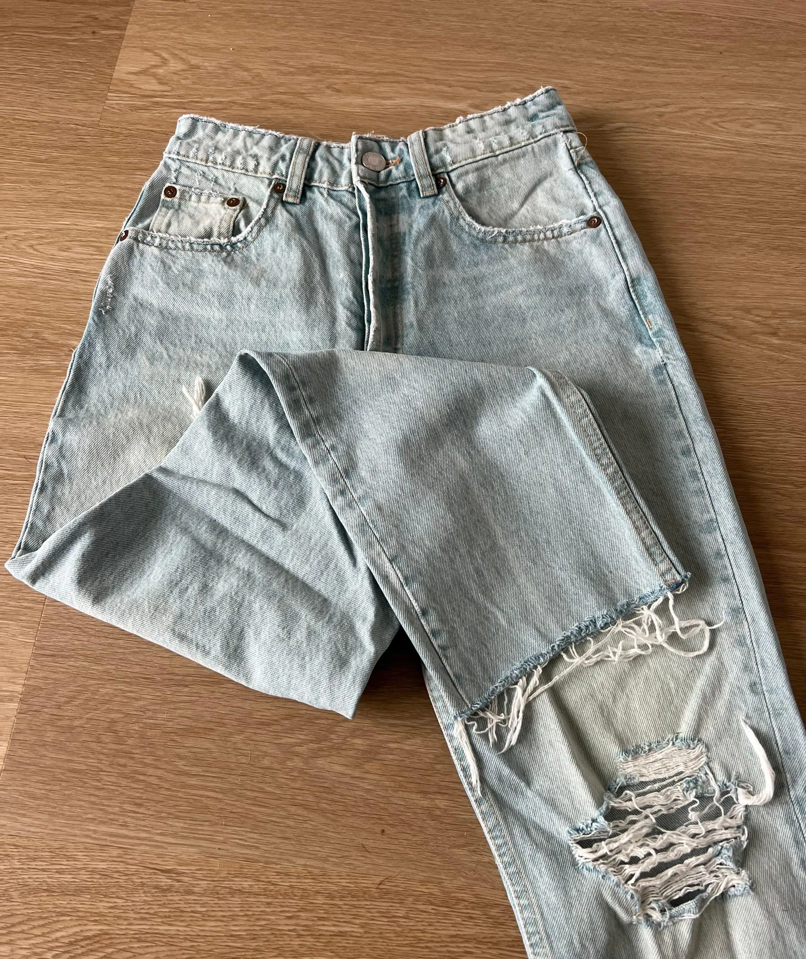 ZARA Light Wash Jeans - Image 2