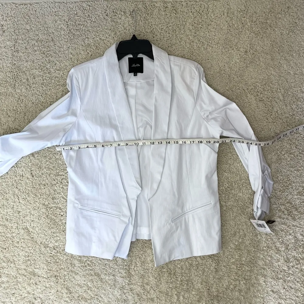 White Open - Image 3