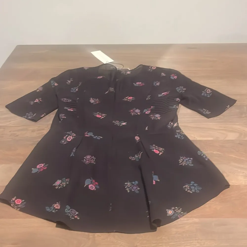 Veronica Beard Braden Papyrus Pintuck Chiffon Women's Top Sz 2 NWT - Image 7