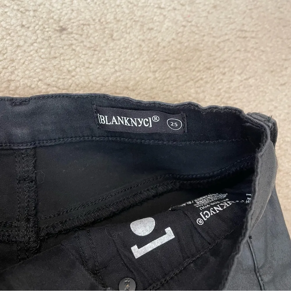 Frayed Edge Milla Black Coated Denim Mini Skirt in Spartacus - Image 7