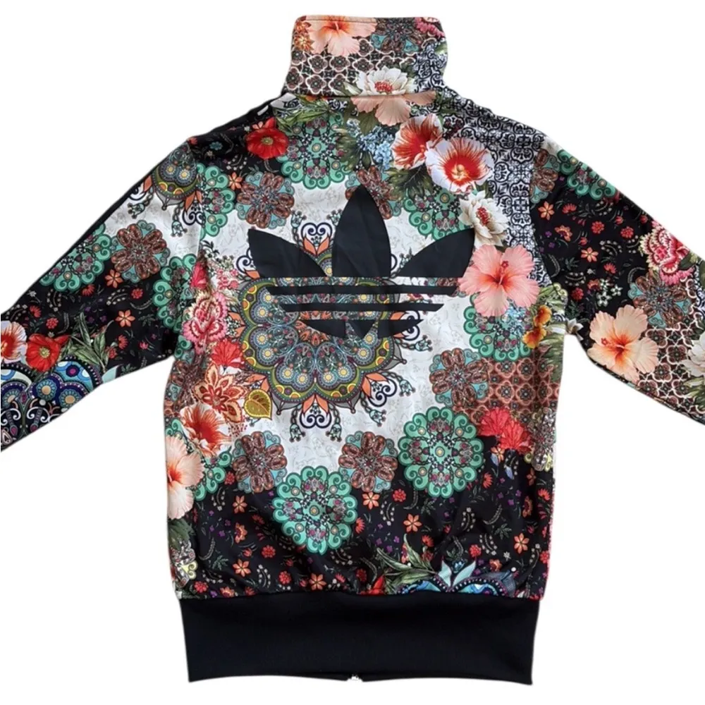 EUC Adidas X Farm Rio Jardim Agharta Firebird
Track Jacket Floral Mandala XS - Image 13