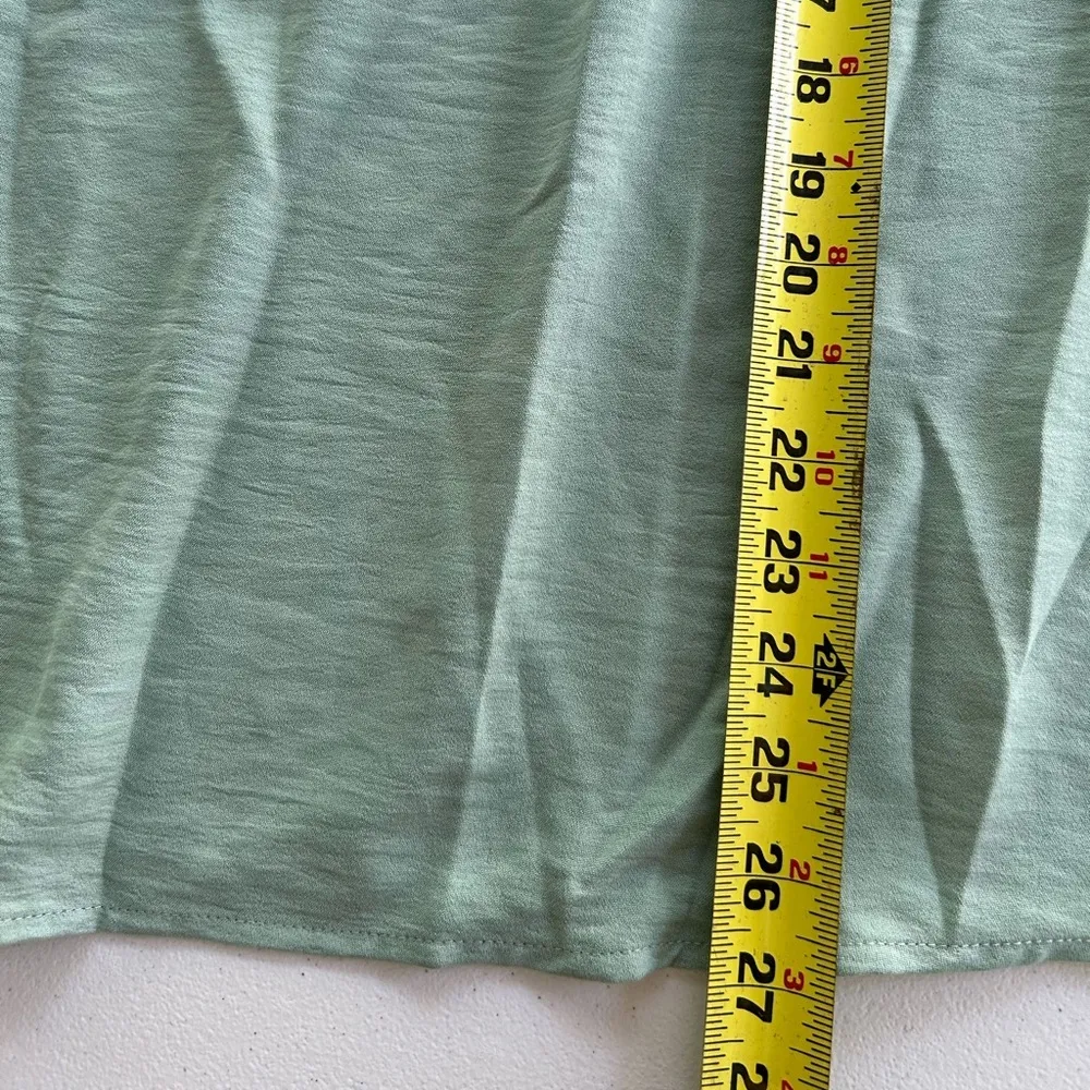 NWT!Mint green cap roll sleeve, crochet detail, top size 12 or large - Image 5