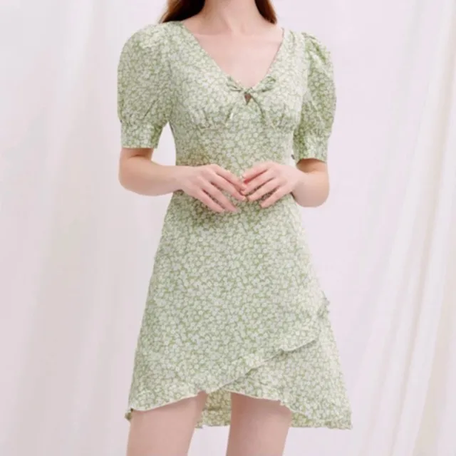 Petite Studio NYC Virginia Dress in Mint Floral Green - Image 4