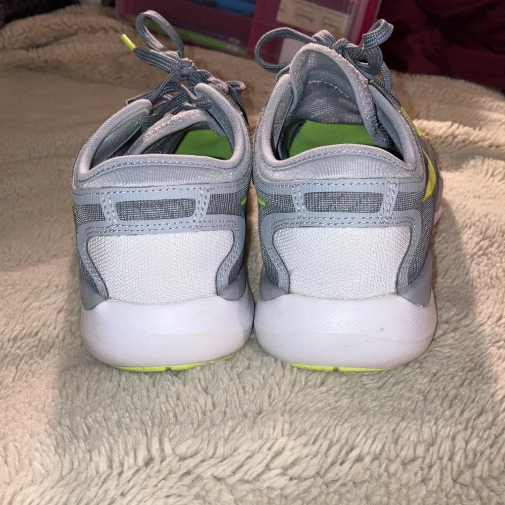 🧜‍♀️ Nike Flex Supreme TR 4, Size 8 - Image 2