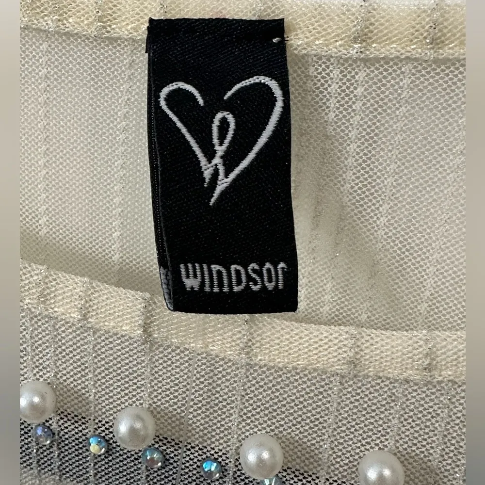 NEW - Windsor Embellished Long Sleeve Cropped Top - Image 4