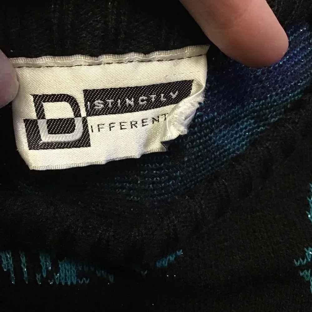 Vintage 80s sparkly flowers sweater Size L - Image 2