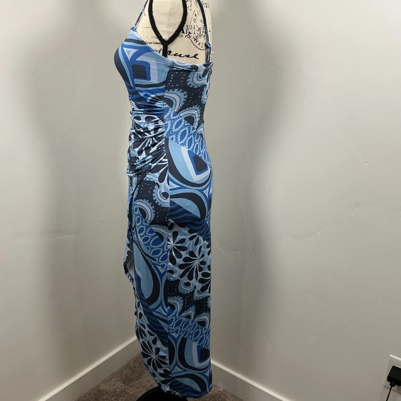 Urban Outfitters XS Bodycon Midi Dress Blue‎ Abstract Print Sleeveless - Image 4