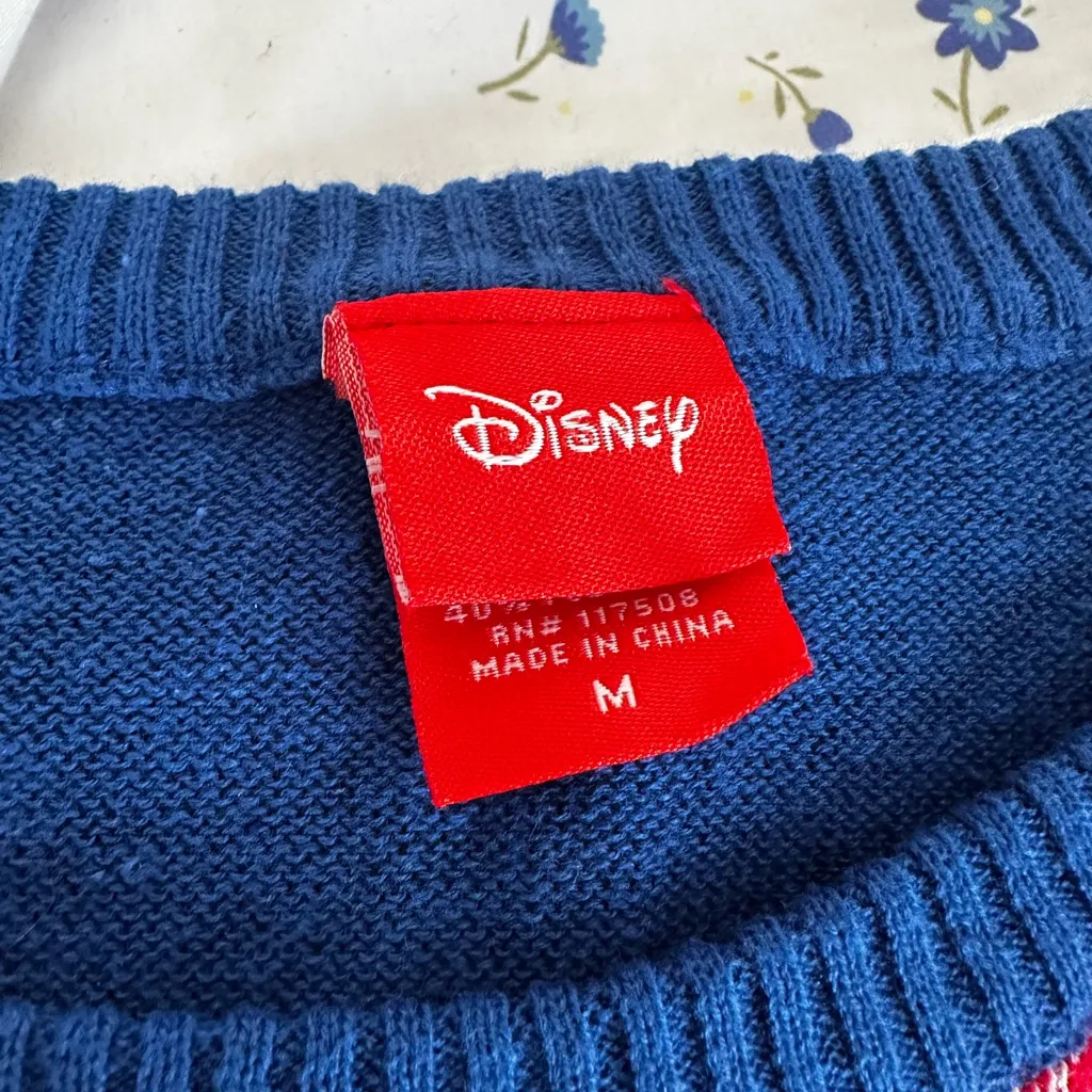 Disney Lilo & Stitch Sz: M Christmas Sweater Long Sleeve Merry Stitchmas. - Image 6