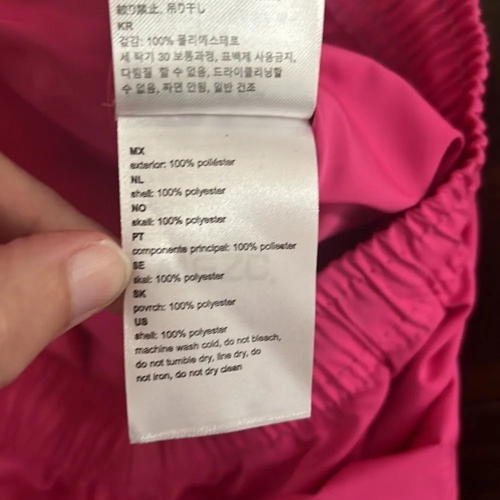 WESC Hot Pink Unisex Shorts Men’s XL Women’s Size XXL EUC - Image 9