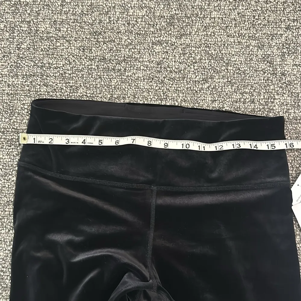 NWT Athleta Petite Elevation Velvet Tight Sz LP - Image 9