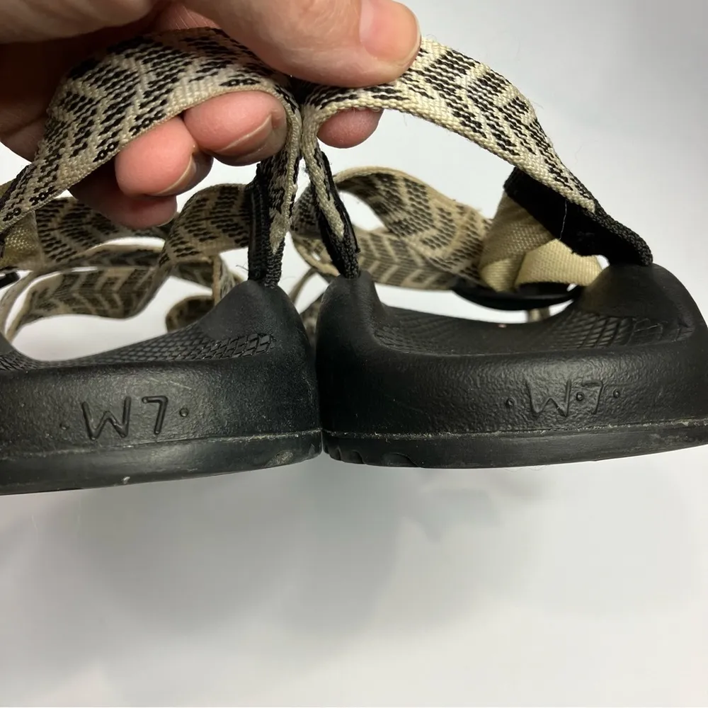 Chaco‎ Z2 sandals black & cream size 7 - Image 9