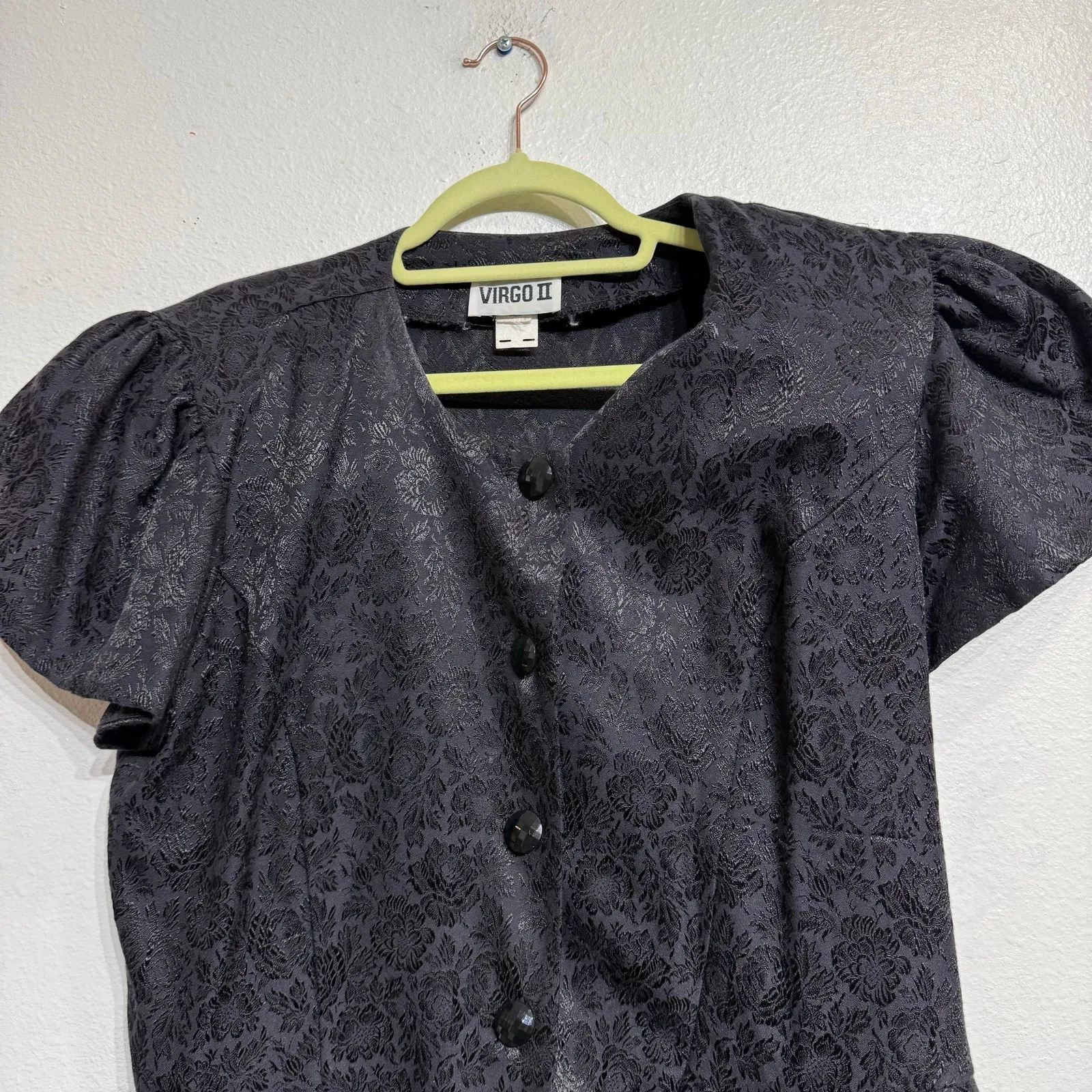 Virgo II Black Embroidered Floral Vintage Blouse Sz 16 - Image 3