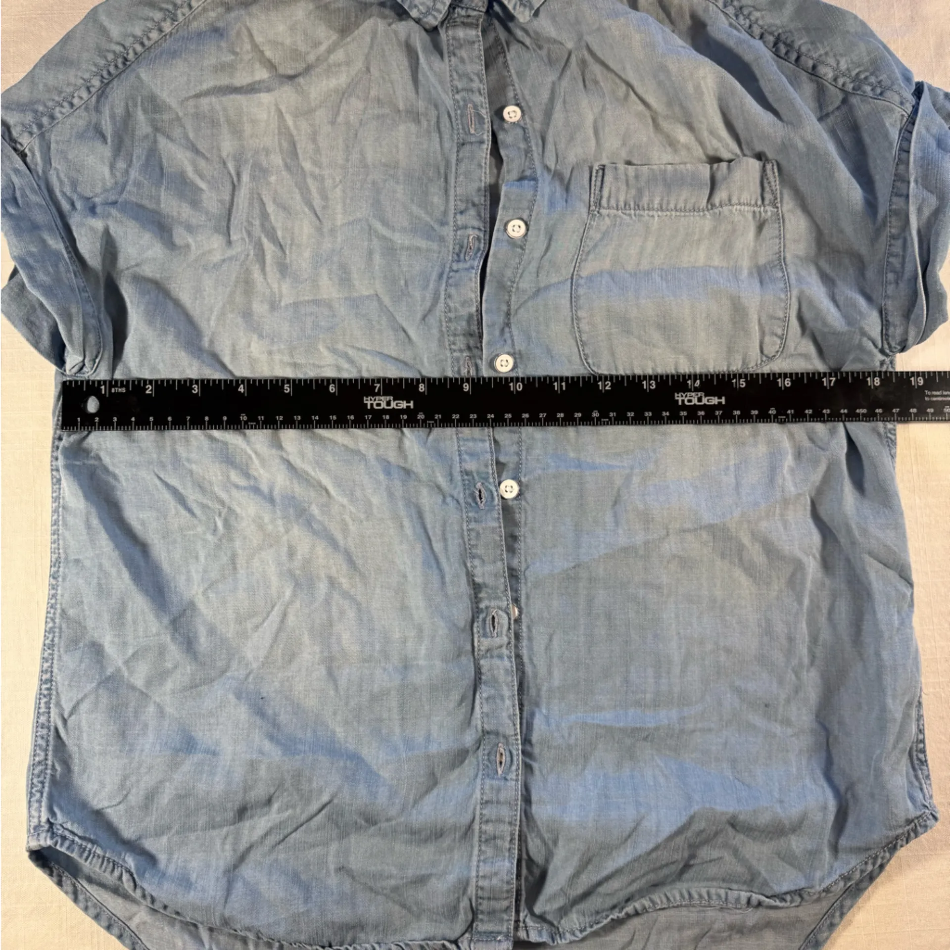 Casual Light Blue Button Down Shirt for Women Size XS - Image 4