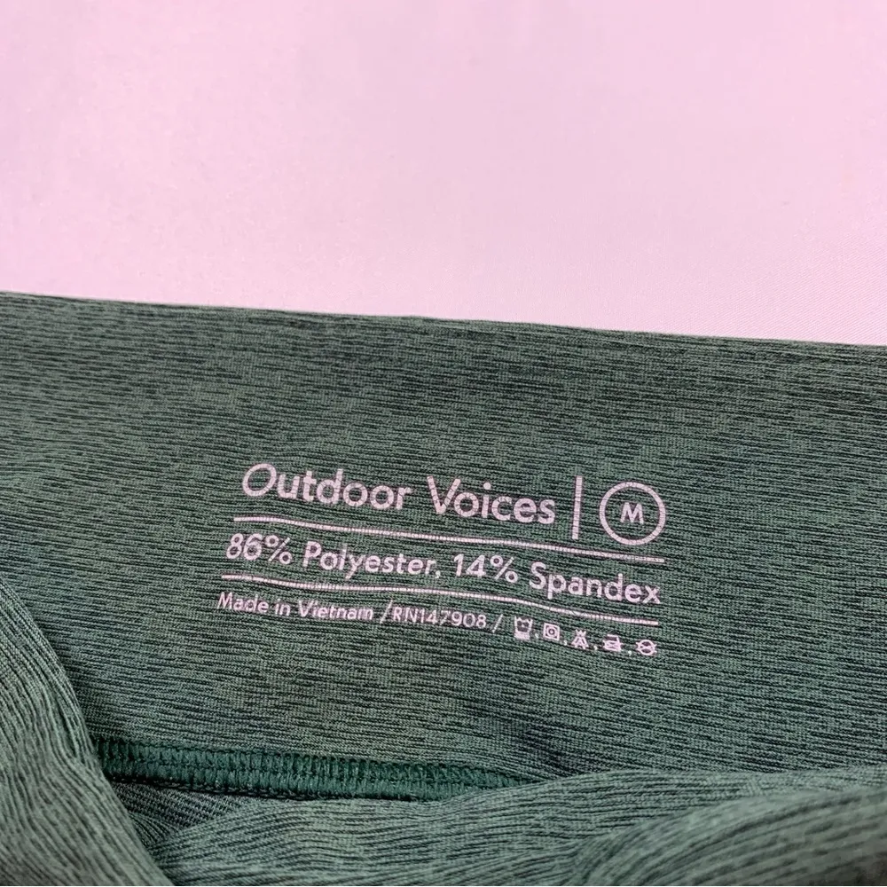 Outdoor Voices Warm-Up 3/4 Hunter Green Athletic Leggings - Image 5