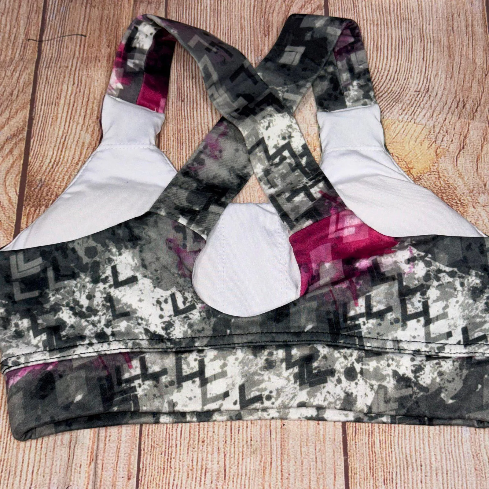 Boxercraft XS Abstract Pattern Sports Bra - Image 4