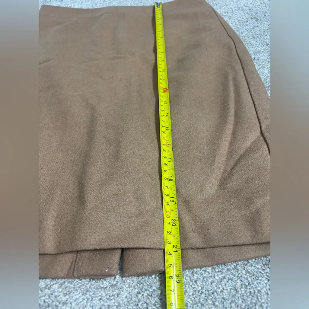 NWT J. Crew Factory The Pencil Skirt Womens Size 4
Camel Double Serge Wool Blend Tan - Image 6