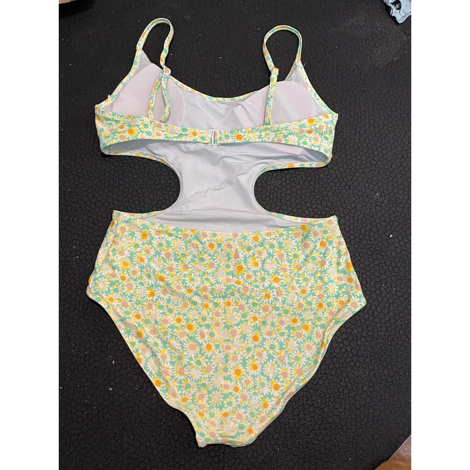 Aerie Floral Cutout One Piece Swimsuit Light Green Yellow Daisy Print M - Image 6