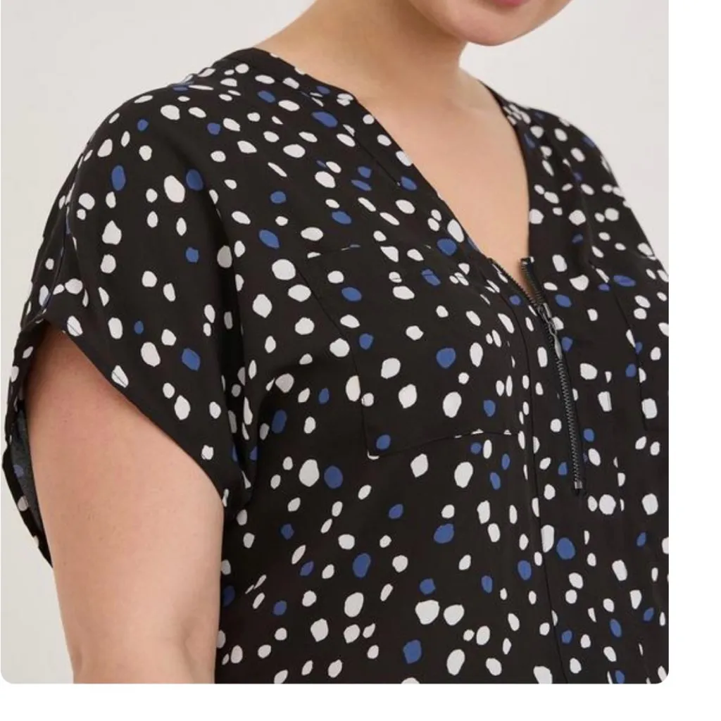 Torrid Colorful Cheetah Dots Georgette‎ 1/4 Zip Front Short Sleeve V Neck Top 2X - Image 2