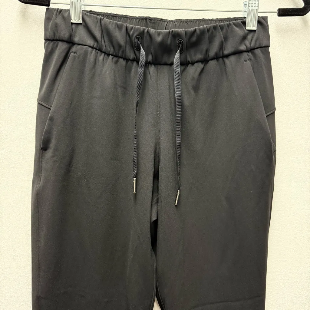 Lululemon On the Fly 7/8 Pant, Black | Size 4 - Image 5