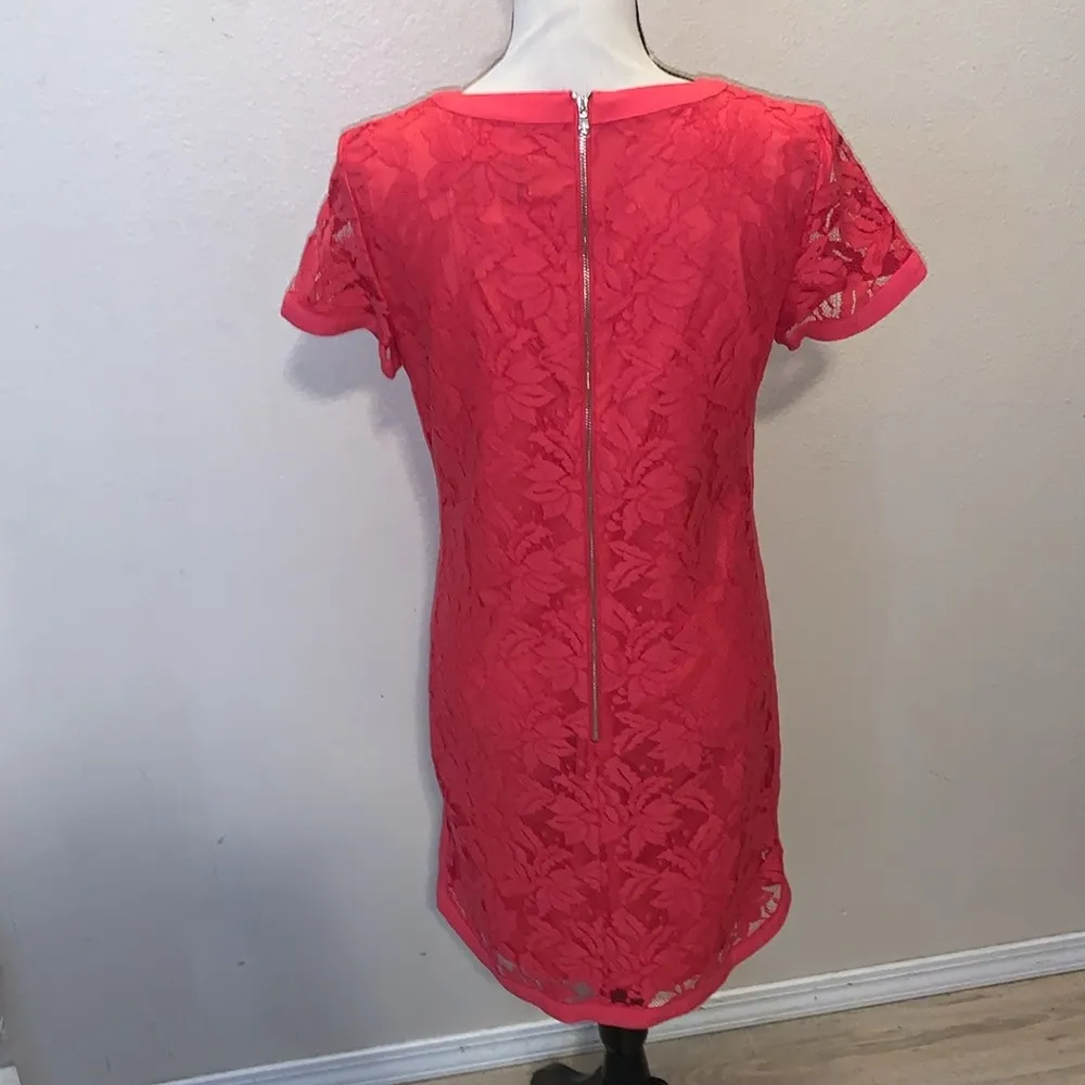 Donna Morgan  Geranium Short Sleeve Lace Sheath Work Dress Size 6 Hot Pink - Image 5