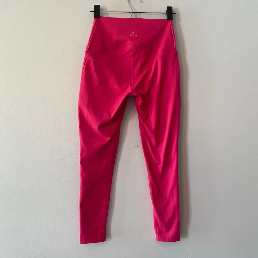 Beyond Yoga Women's size Medium Hot Pink Ankle Leggings High Waisted Workout - Image 5