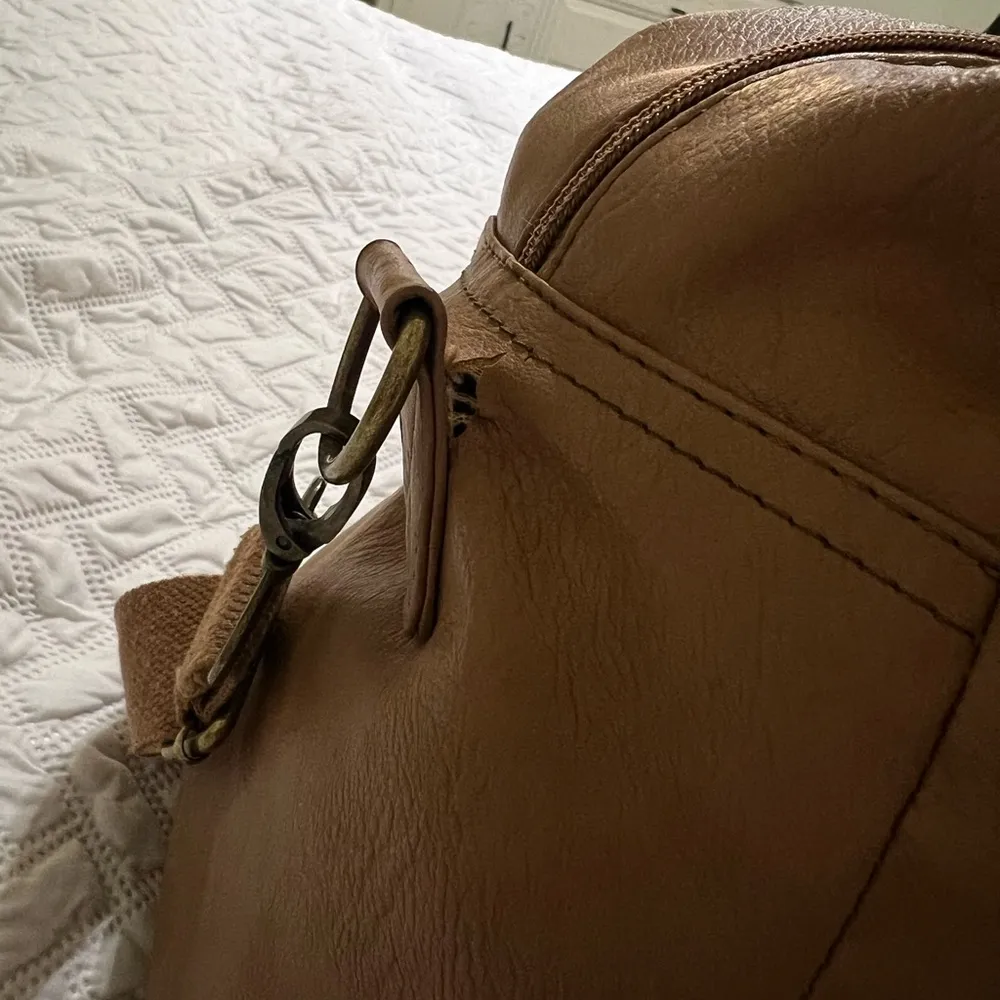 Brown Leather Target Travel Duffle Bag - Image 6