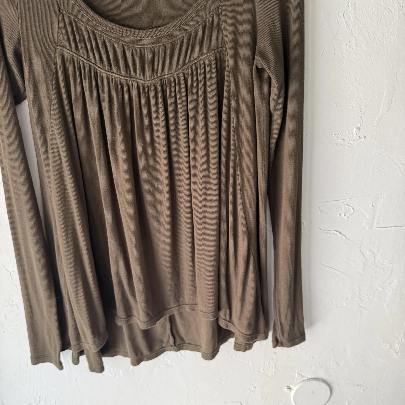 We‎ The Free Top Extra Small Brown Long Sleeve Boho Pullover Babydoll Bella Swan - Image 3