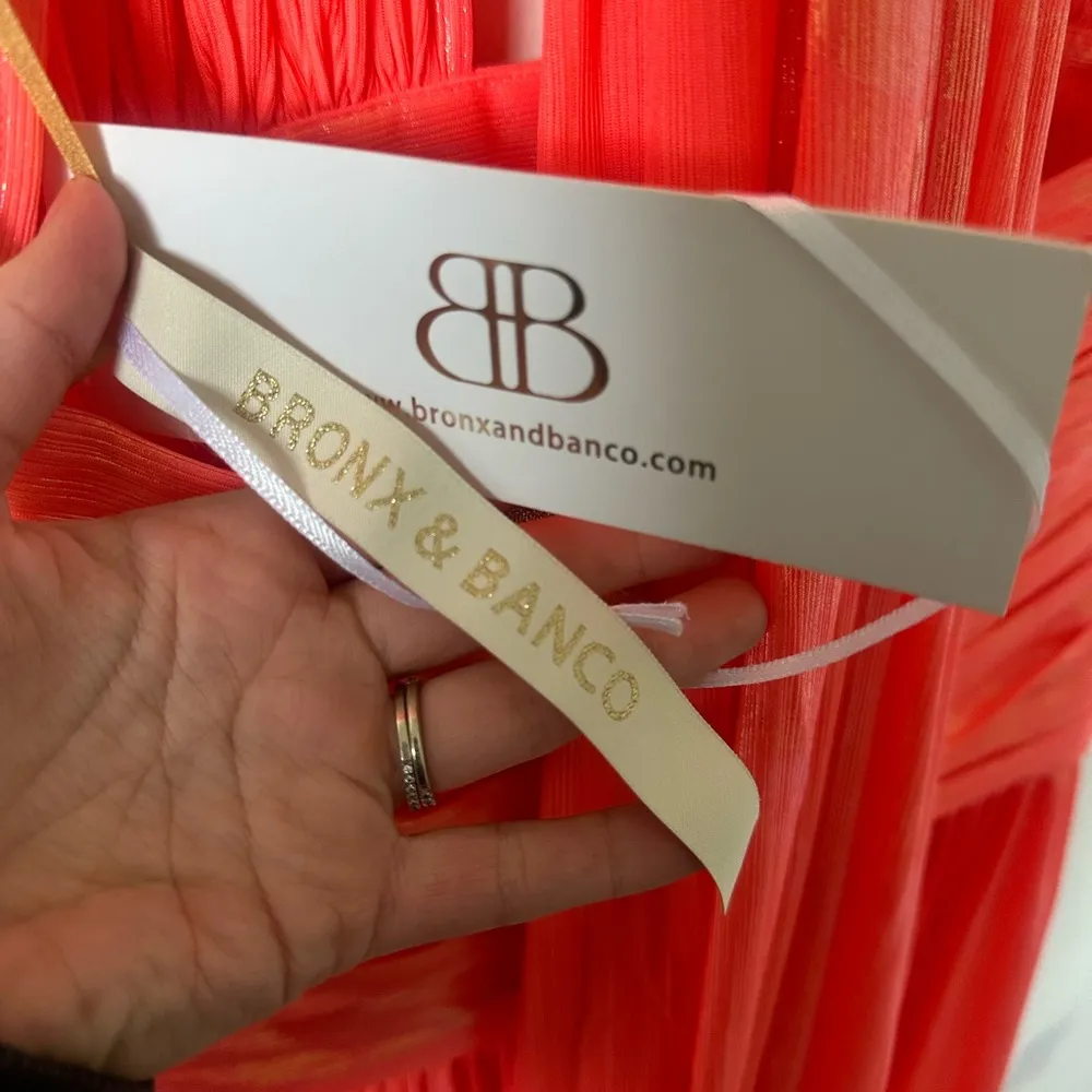 NWT Bronx and Banco Florence Halterneck Metallic Coral Gown Small - Image 7