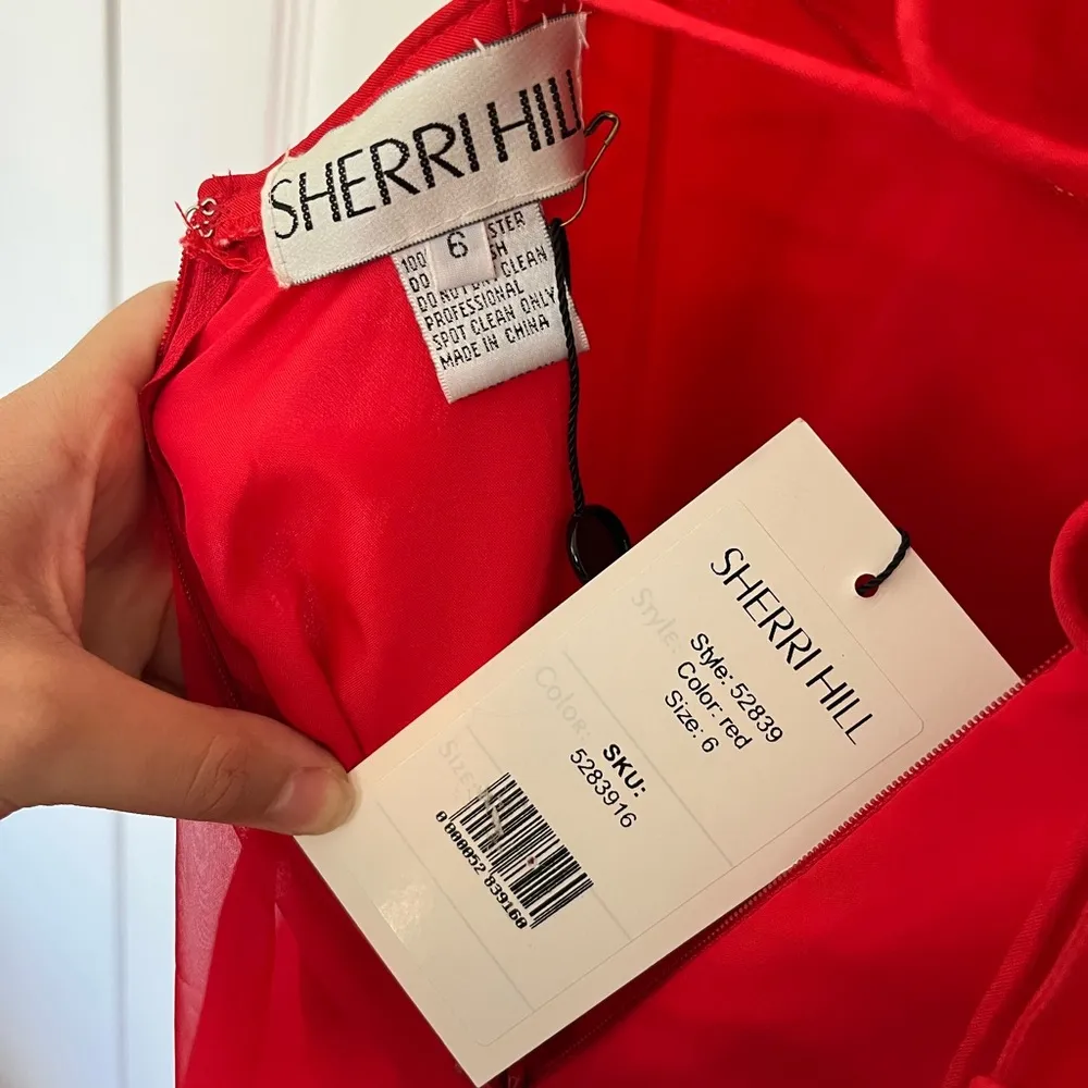 Red Sherri Hill Corset Ballgown Size 6 - Image 6