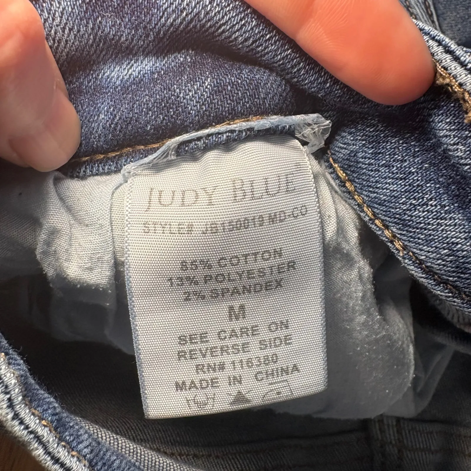 Judy Blue Distressed Denim Cutoff Shorts Frayed Hem Blue Womens M Summer Beach - Image 3