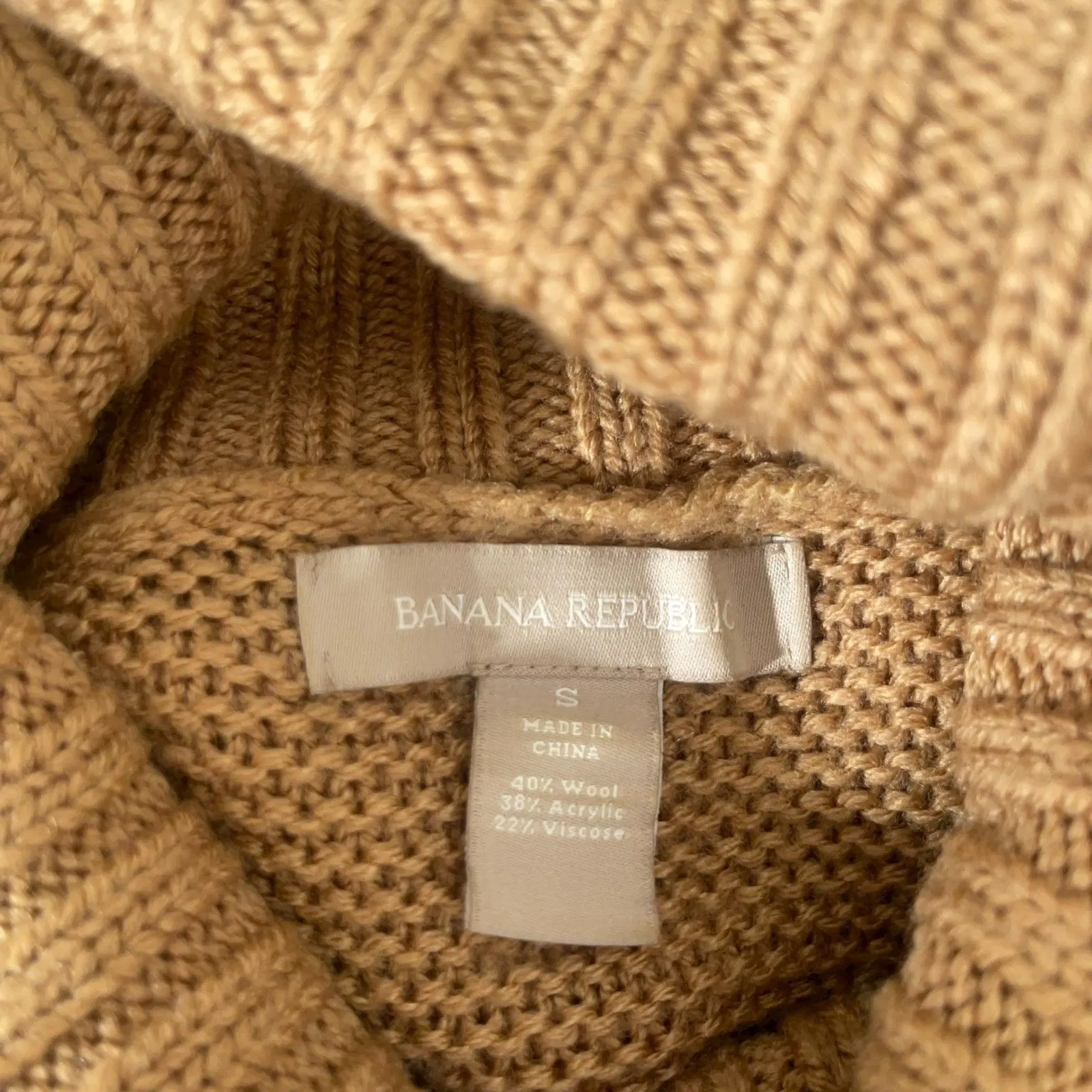 Banana Republic Camel Cowl Neck Sweater - Image 7