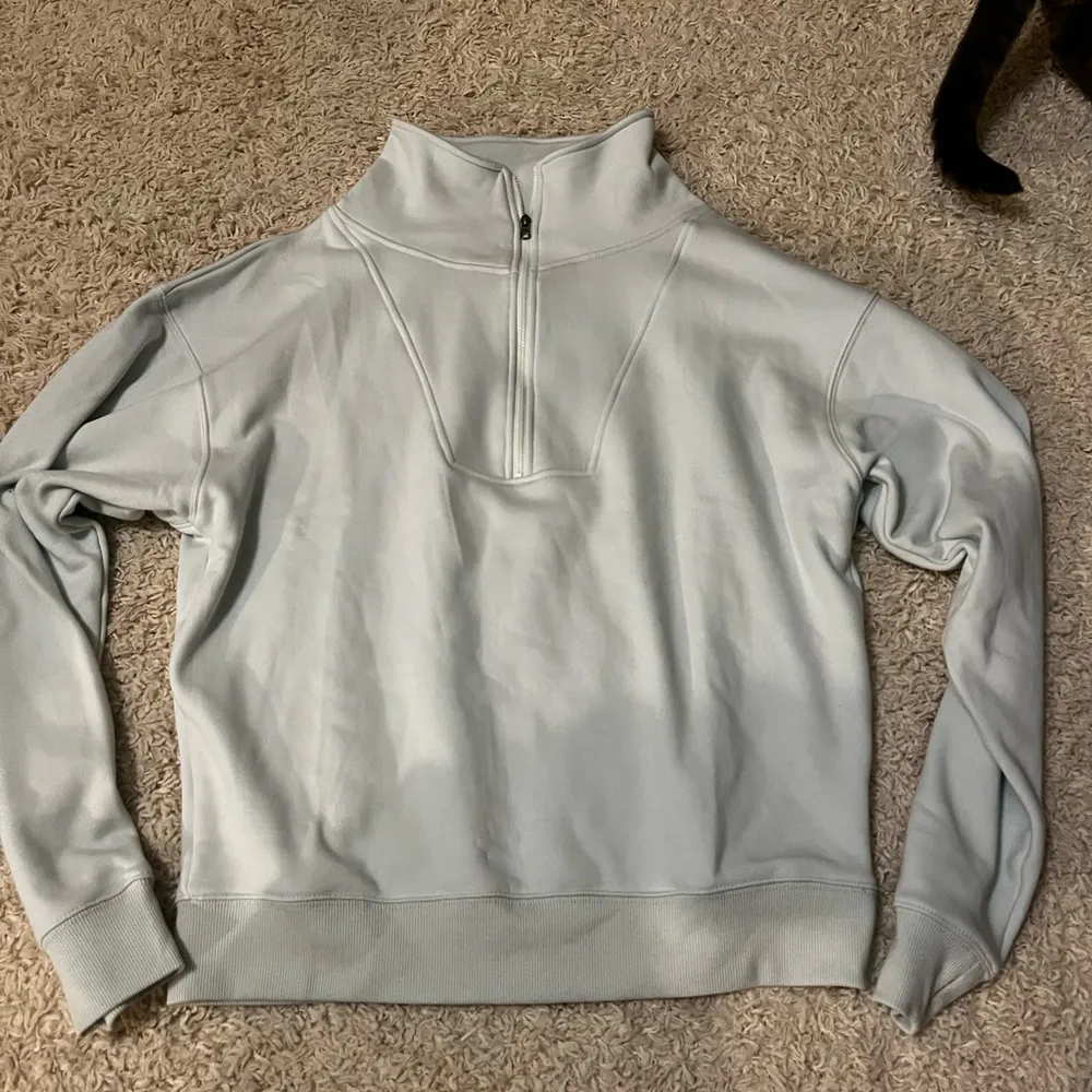 Earth Yoga Sustainable Organic Clothing Mint Athletic Quarter Zip size XL Green - Image 4