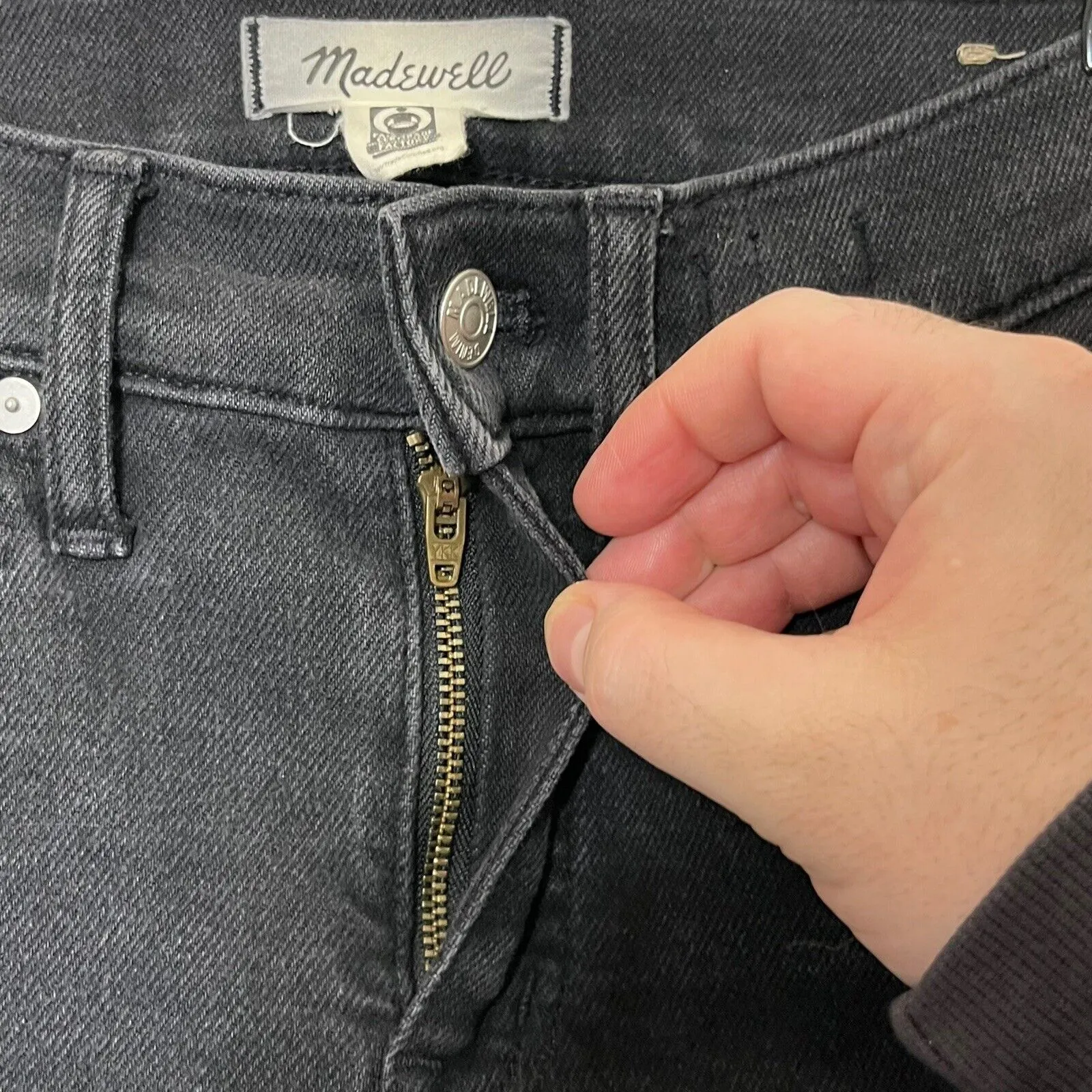 Madewell Cali Demi-Boot Jeans Women’s Size 23 Black Starkey Wash Cropped Bootcut - Image 13