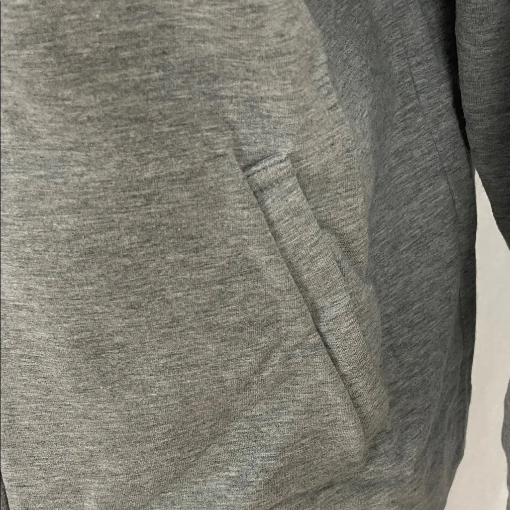 Talbots Gray Women's Zip-Up Hoodie Size Small - Image 4