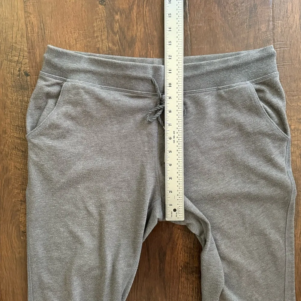CHAMPION cropped drawstring sweatpants, size M - Image 4