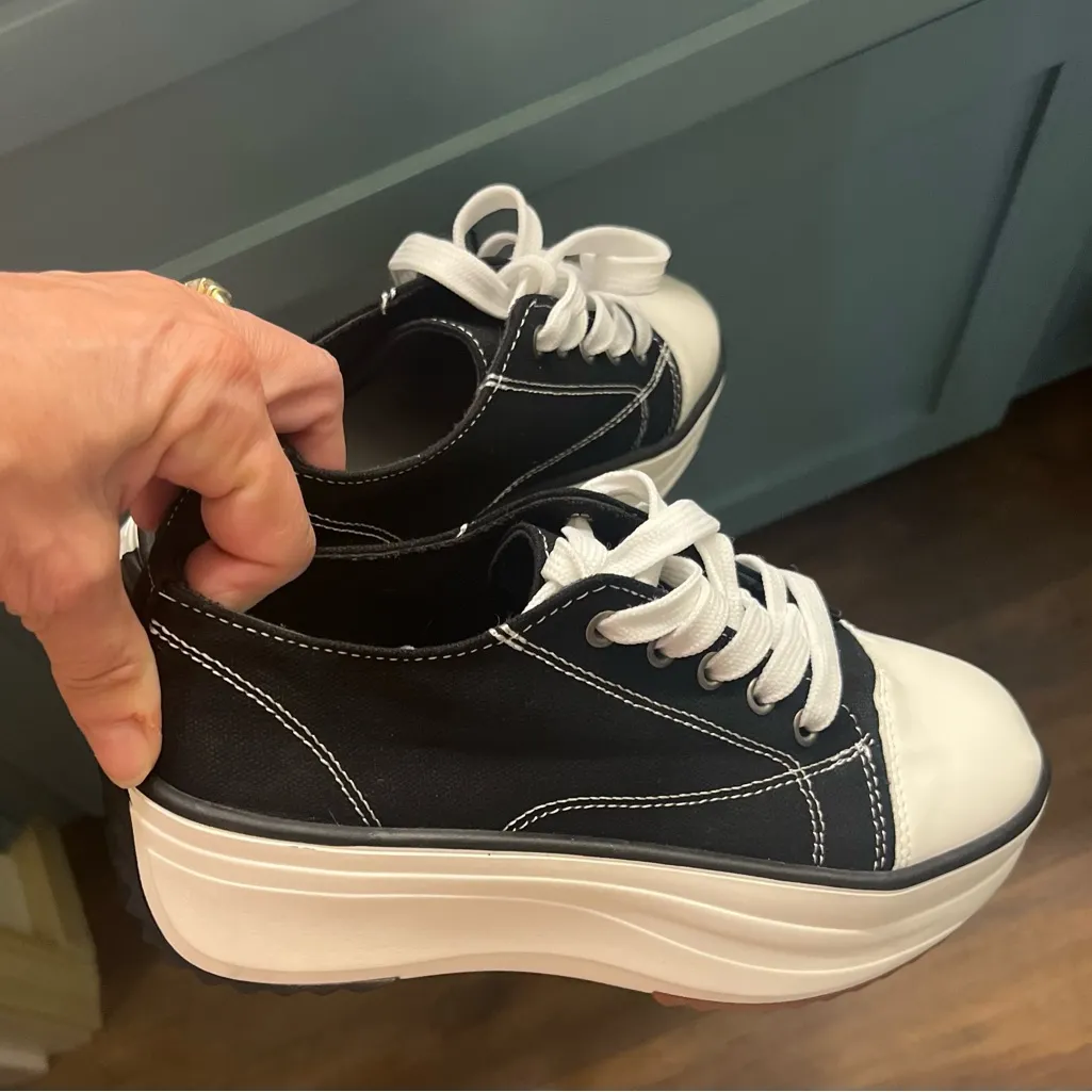 CHIARA™ | COMFORTABLE SNEAKER WITH THICK HEEL Black Size 6.5 - Image 4