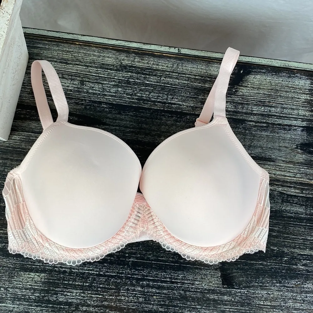 Wacoal Light Pink La Femme 853117 Underwire T Shirt Bra 34DD - Image 2