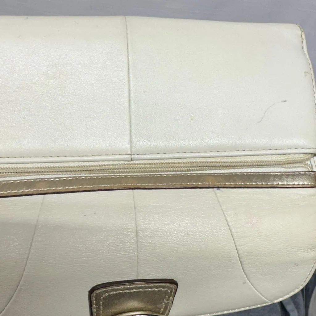 Coach F17219 Soho Lynn Ivory White & Gold Leather Hobo Shoulder Bag and wallet - Image 15